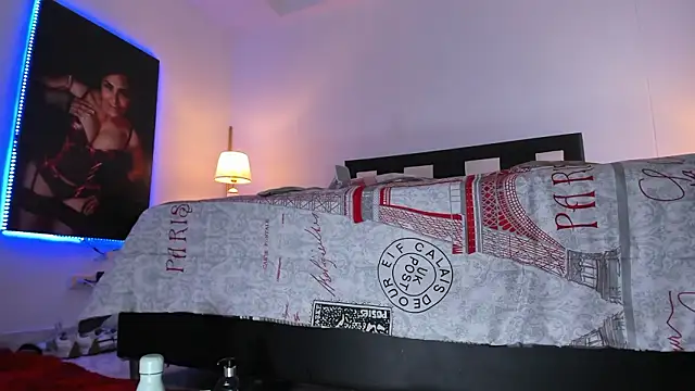 EmperatrizMilf webcam