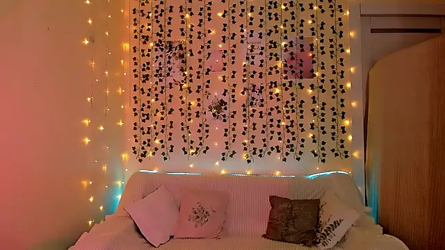 lovelyy_julia webcam