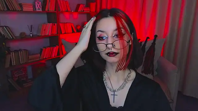 Mistress__Marcelline webcam