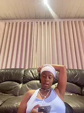 Prettykasigirl webcam