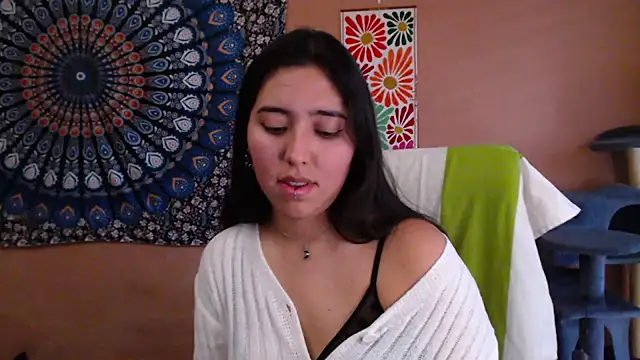 IntimateTales webcam