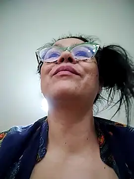 naughty_doll_horny webcam