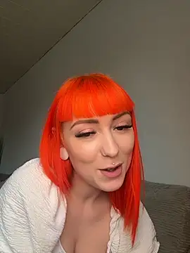 ScarletVixenLive webcam