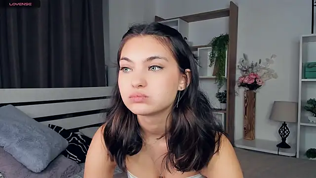 FunnyyMonkeyy webcam