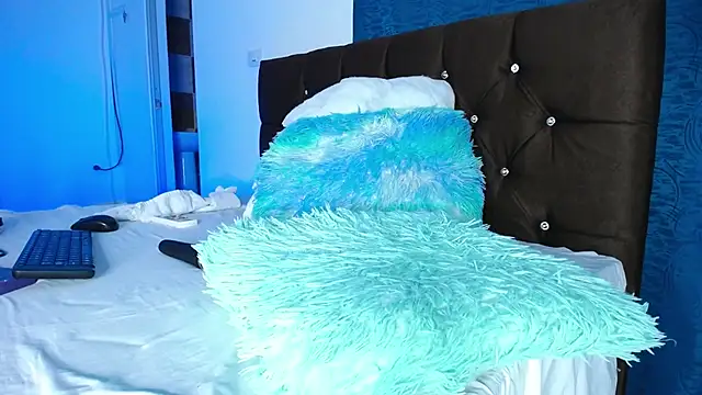 Sweet_hot_mia webcam