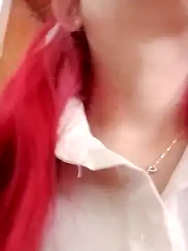 mia_hottie2210 webcam