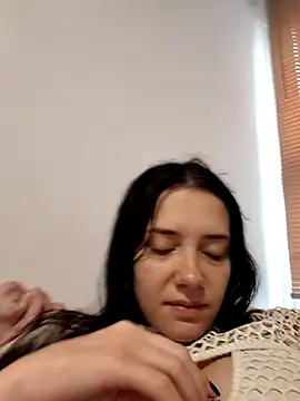 Isabella_21x webcam