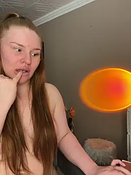 alexababy (F young) - Dildo in pussy 💦