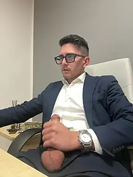 masterboss_ (M young) - OFFICE CUM SHOW!