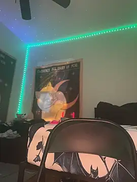 loveluna8 (F young) - Dildo Pretty Kitty on LAST Squirt 🤭