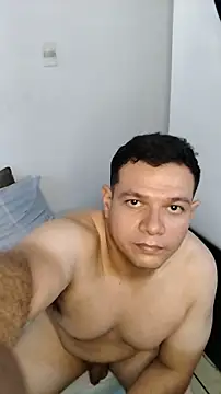 Webcam Model (miketripi420)  is live.Free join now!