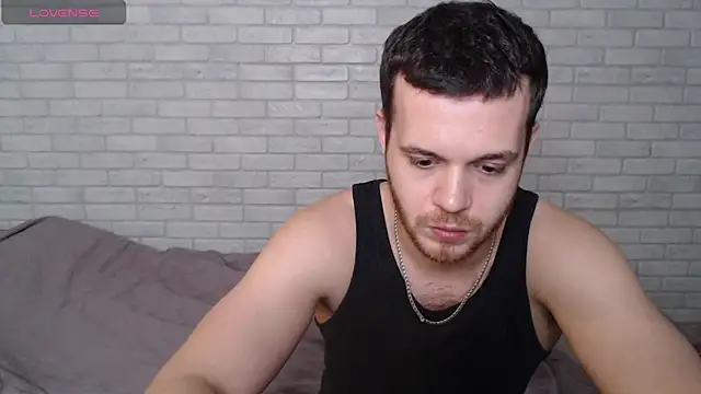Alexxx_horny webcam