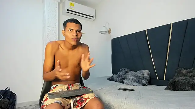 EroticStore_cum99 webcam