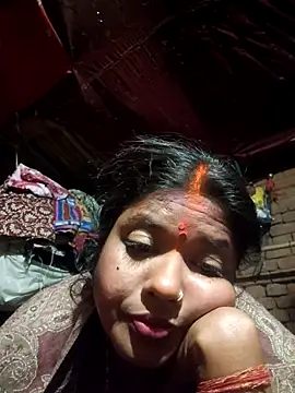 Curvy_Vamikaa webcam