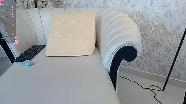 aura_sanders1 webcam