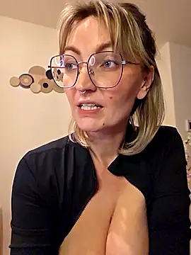 MissMialicious webcam