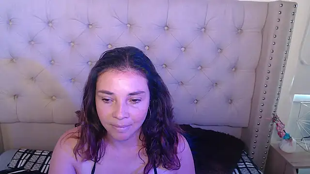 Natashaa_Clauss webcam