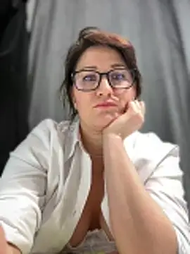 ZhenjaPoledance webcam