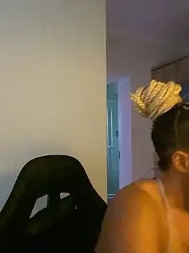 Diamondpussy97 webcam