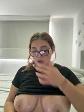 AntonellaVioleta webcam