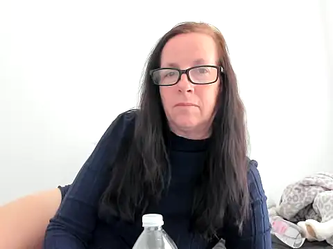 sassypeachgoddess webcam