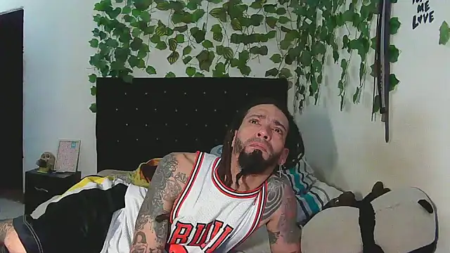 caribbeanlover1 webcam