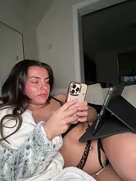 cute_carly_ (G young) - Topless