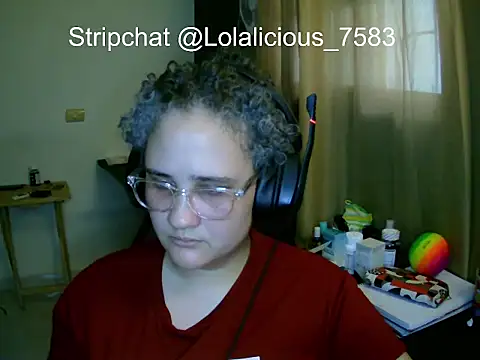 lolalicious_7583 webcam