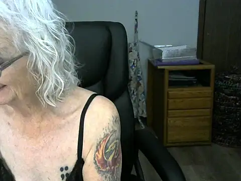 jolenedelacroix (Ask my age) - ❤️‍🔥Striptease for you baby