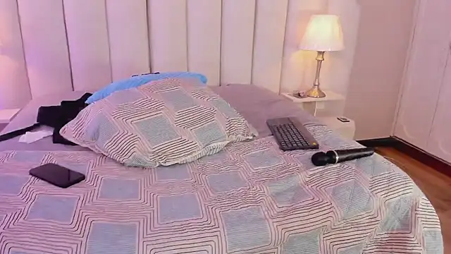 angelss_of_charlie webcam