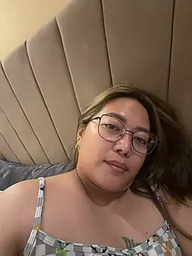 Bunny_asian10 webcam