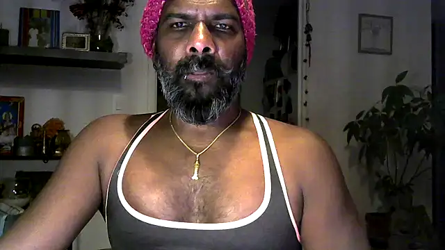 frenchblackc31 webcam