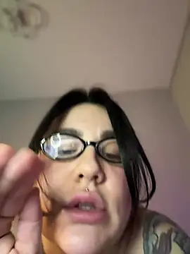 SwittieKendra webcam