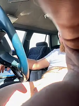 32XRedBeard Live Webcam on Stripchat