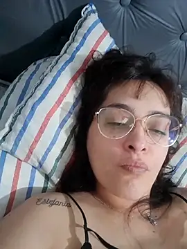 lightblueladyy1 webcam