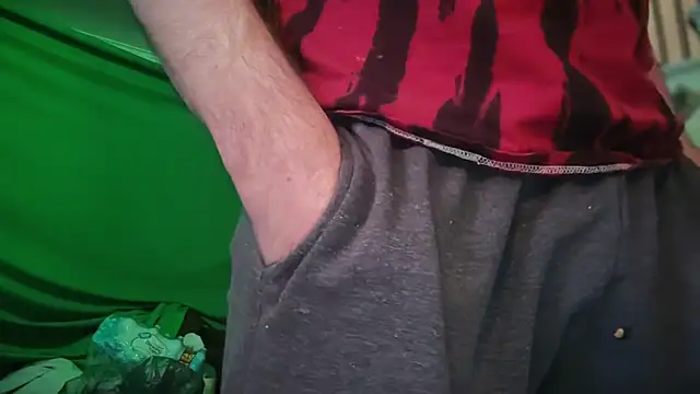 MasterDaddyCool webcam