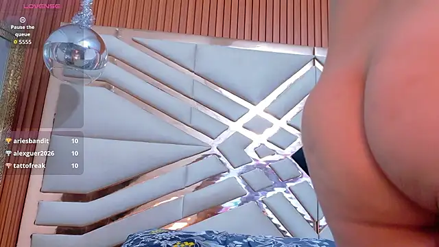 Sluttyandmature webcam