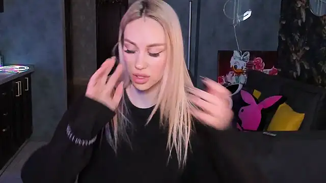 blckmirrorr (F young) - For AS I LAY DYING show 💋❤️