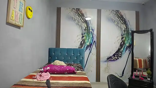 MadinsonCopper webcam