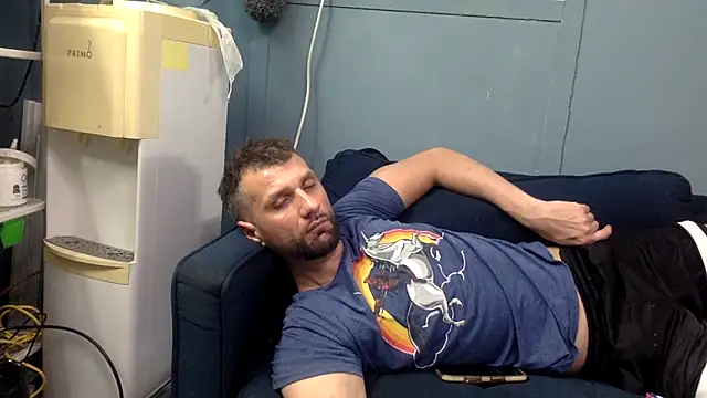 sexyhotstud12 webcam