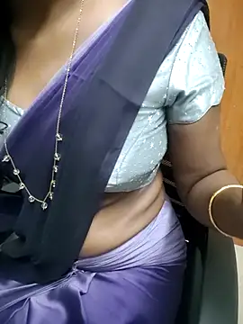 Tamilmallu-duskygirl03