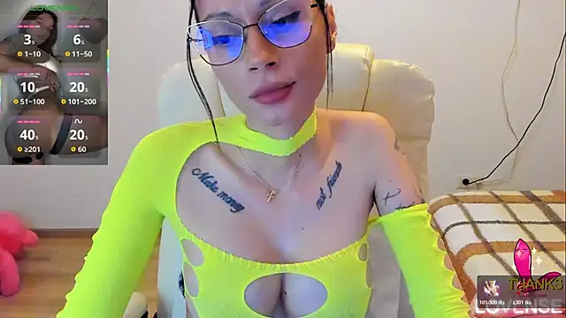 kissnicol32 webcam