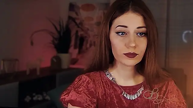 MissBeverlyMills webcam