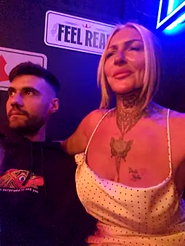 TravelMommyBlair webcam