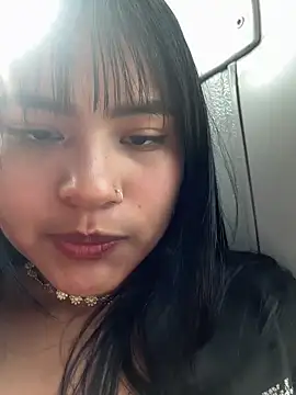 paulette_v - Paulette_v's free webcam