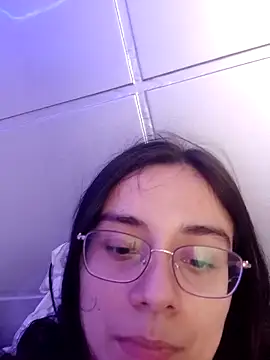 Webcam Model (demonicangelic)  is live.Free join now!