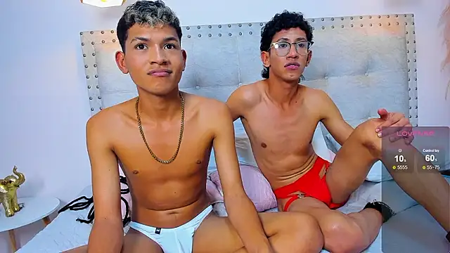 twink_royale18 webcam