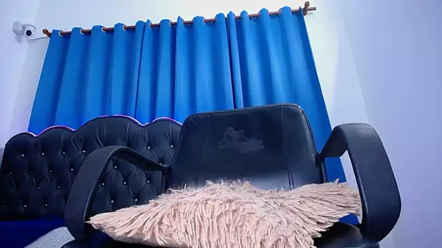 Cordelia_Perlman webcam