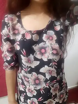 Tanu68 Live Webcam on Stripchat