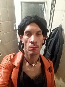 veronicatvcroosleather webcam